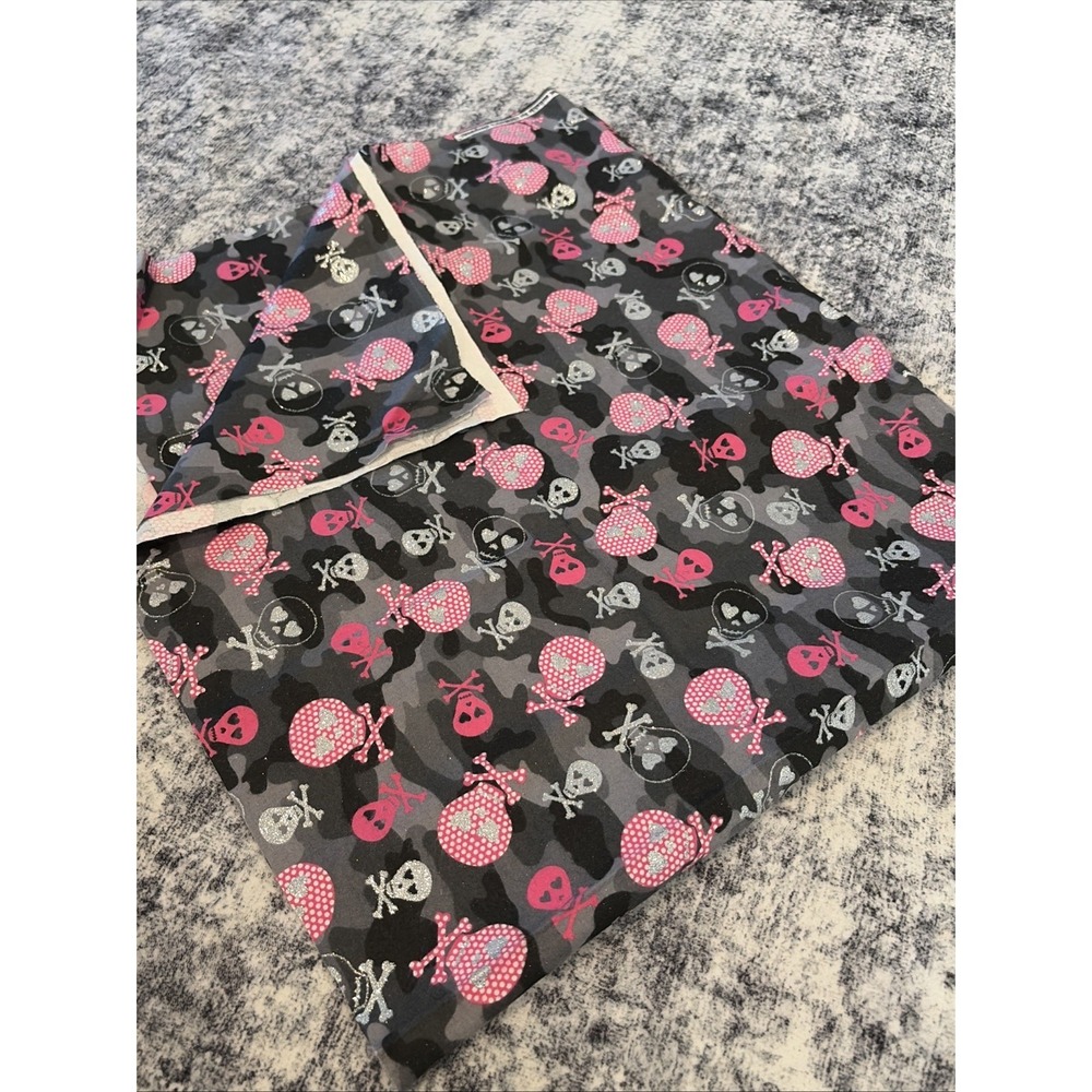 1 Yard Girlie Punk Rock Skull Camo Glitter Pink‎ Black Fabric Sewing 36x 42" OOP